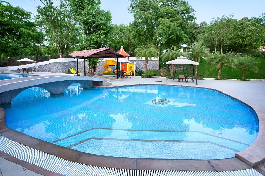 Villa San Lawrenz Lonavala Exterior photo