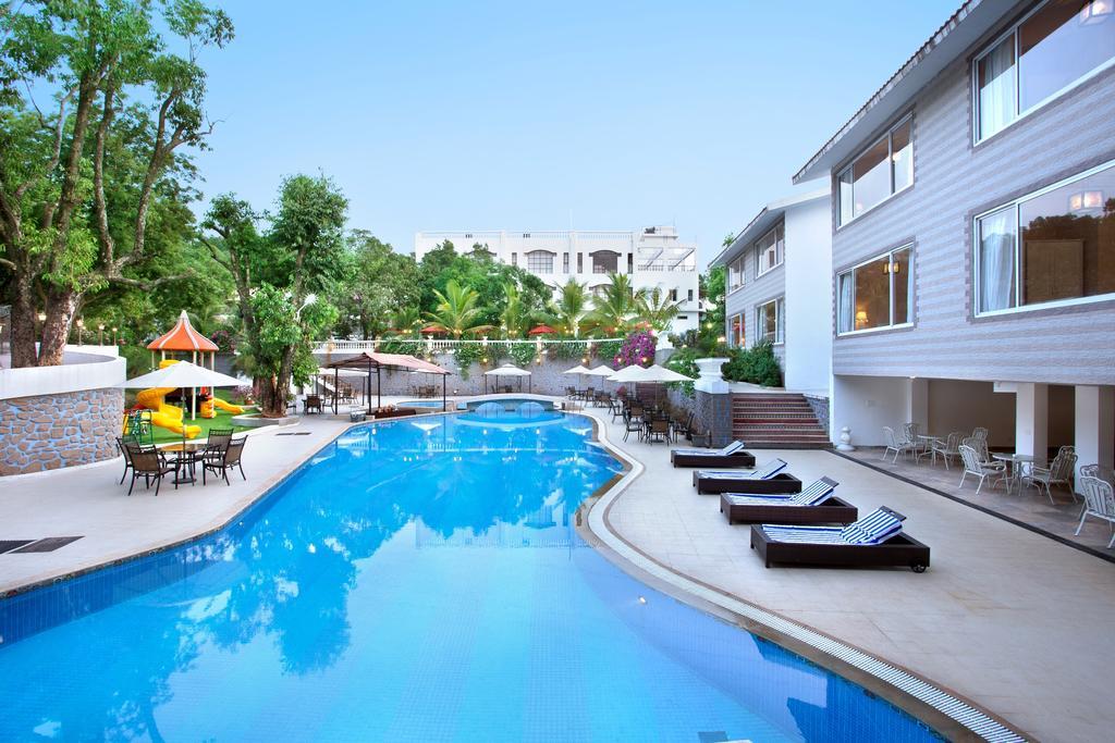 Villa San Lawrenz Lonavala Exterior photo