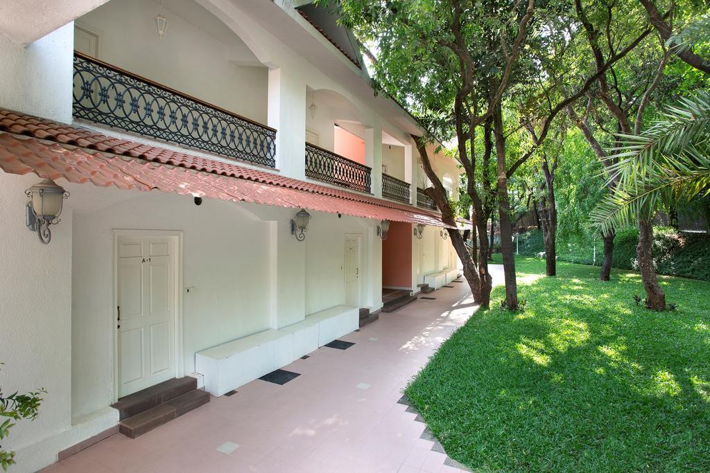 Villa San Lawrenz Lonavala Exterior photo